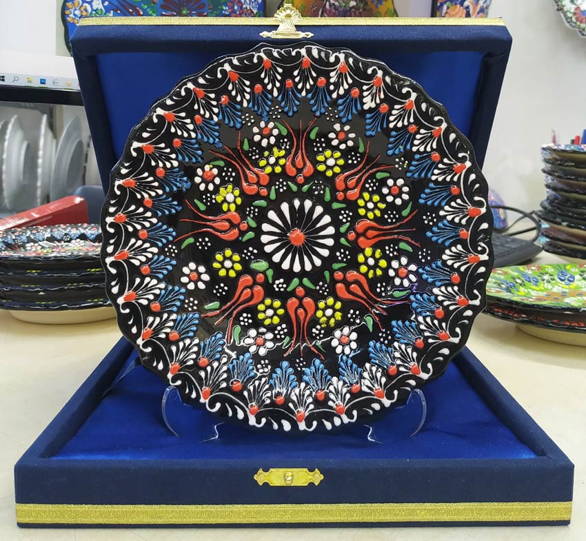 Kadife Kutulu özel işleme el yapımı geleneksel Türk Hediyeleri Çiniler hediyelik kutuda