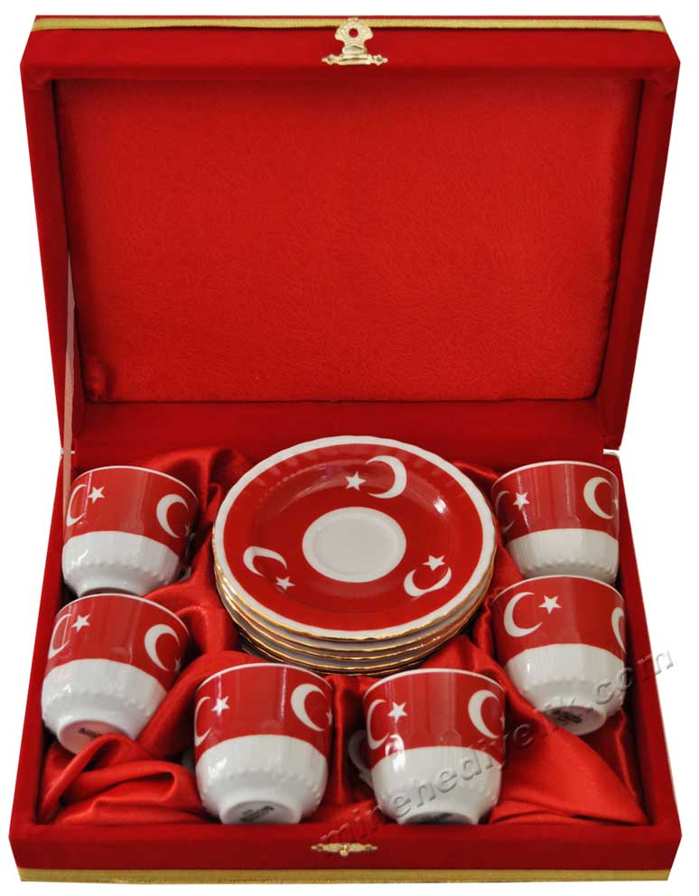 Kırmızı Kutularda Ay Yıldız Motifli  Hediyelik Altılı Fincan Seti Kadife Kutulu Belediyeler İçin Nikah Hediyeleri, Düğün ve Nikah Salonları için 6 Kişilik Hediyeler türk bayraklı fincan takımları