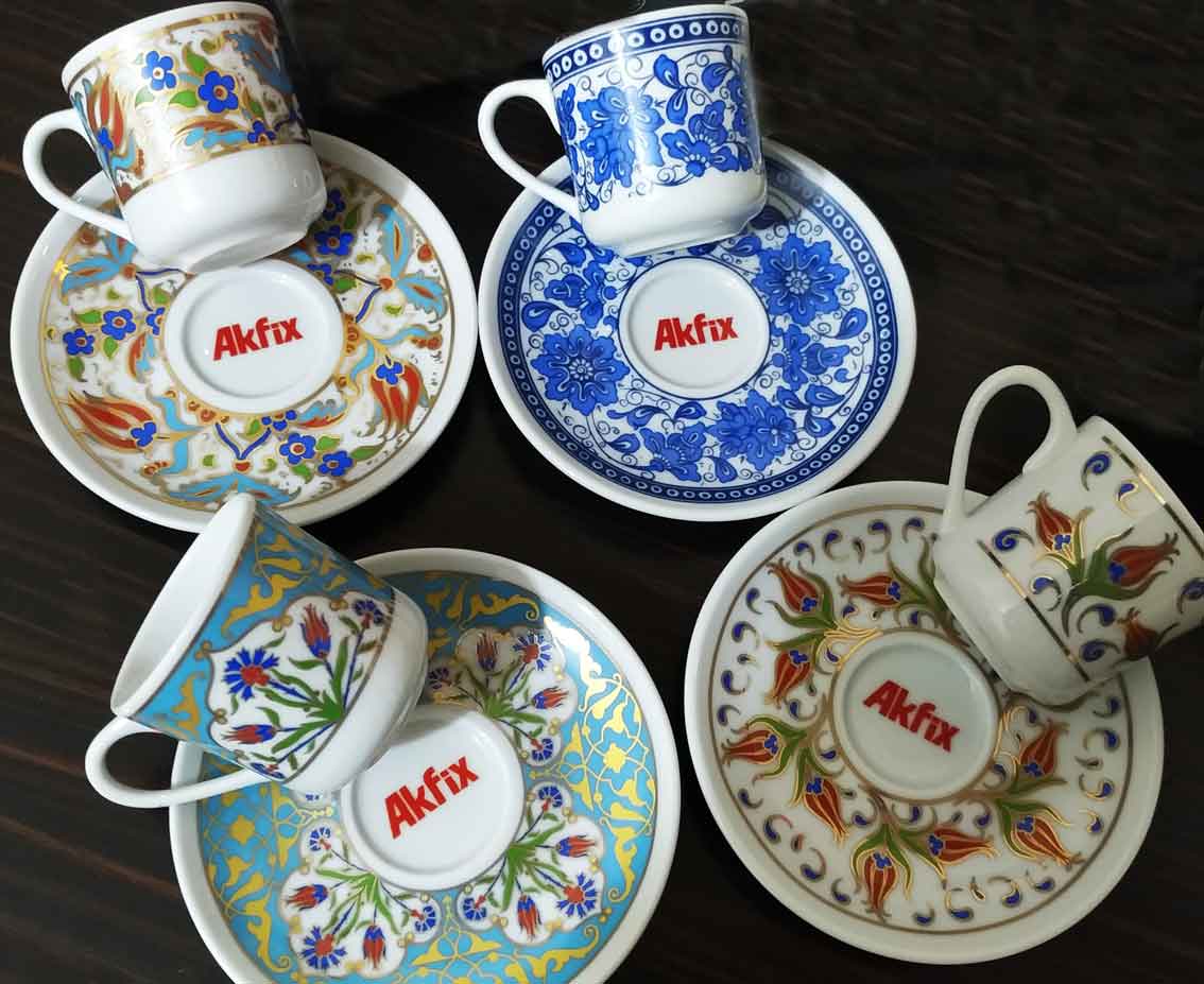 Hediyelik Kutulu Logolu Kahve Fincan Takımları Kaliteli ve kalıcı logo baskısı