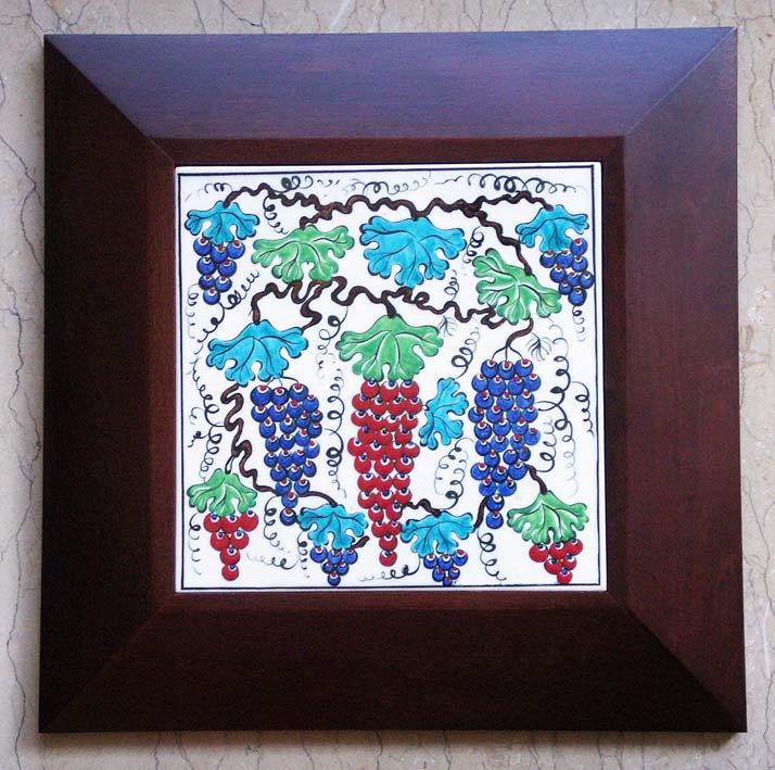 Klasik İznik üzüm desenli ve  motifli hediyelik çini panolar ve çini Tablolar
