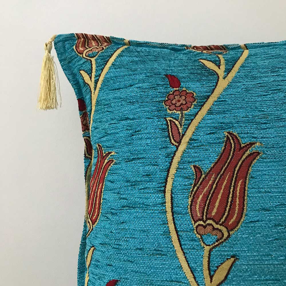 Turquoise Tulip Design Cushion Cover Trend Design Modern Style Throw Pillow Top Wholesale Cheap Price Double Sided Cushion Cover Red Tulip Patterned Pillow